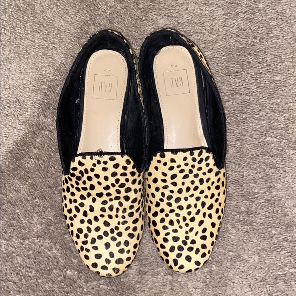 Gap leopard print loafers